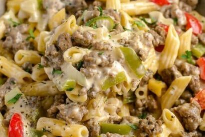 Thumbnail for Creamy Cheesy Beef Pasta Recipe