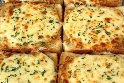 Thumbnail for Crispy Cheesy Garlic Toast