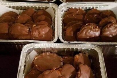 Thumbnail for Easy Homemade Turtle Candy